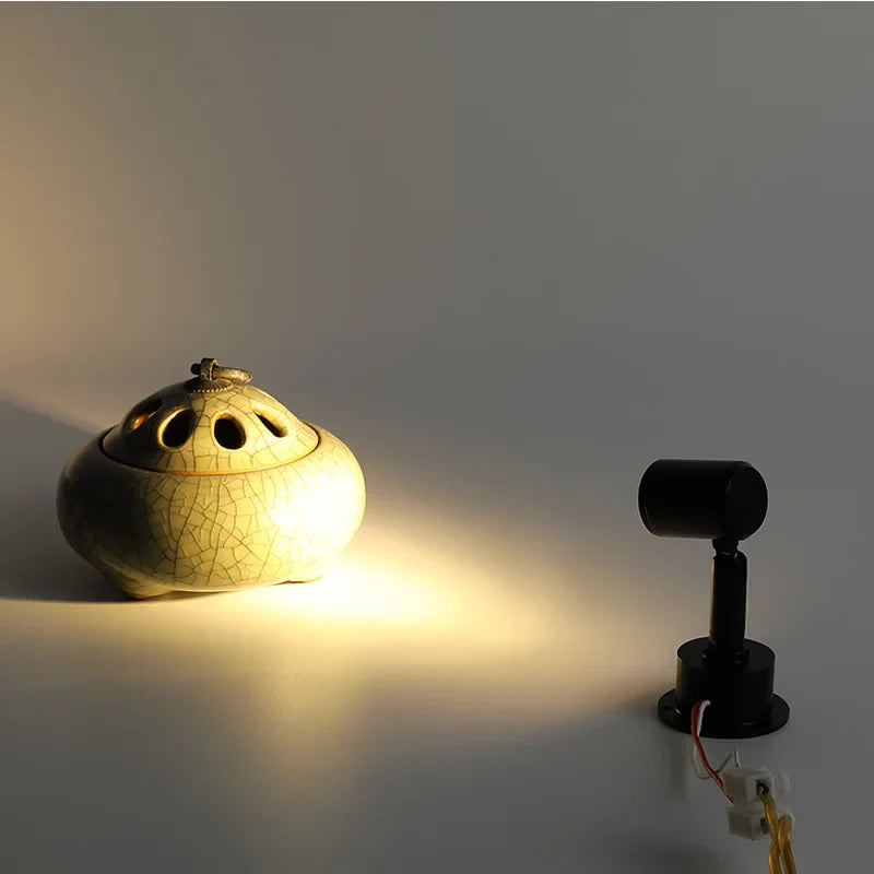 Mini spot LED orientable fixable en métal